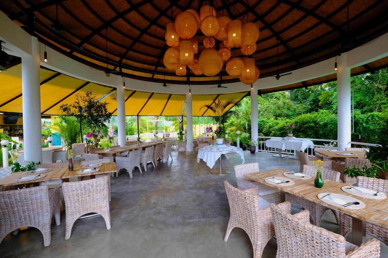 Barong Resort Ban Phe Exterior photo