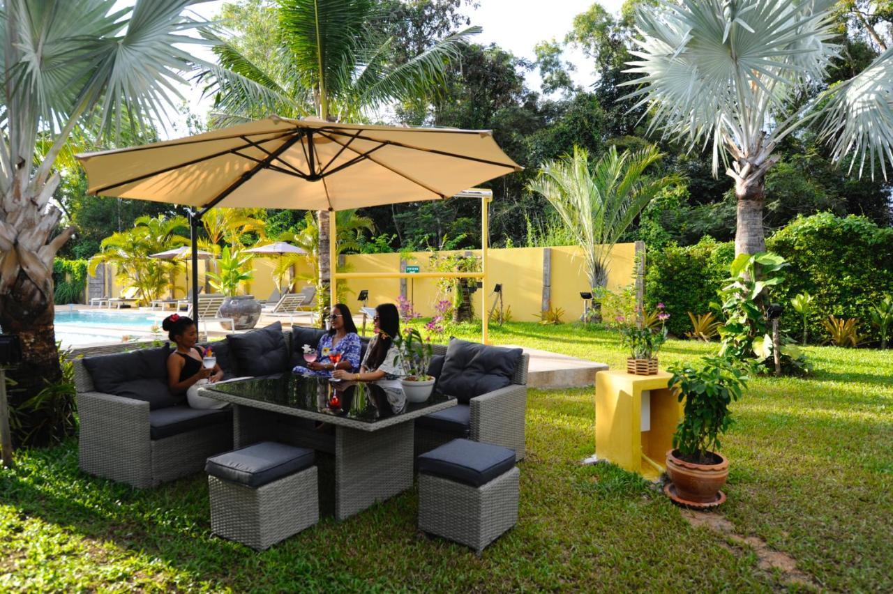 Barong Resort Ban Phe Exterior photo